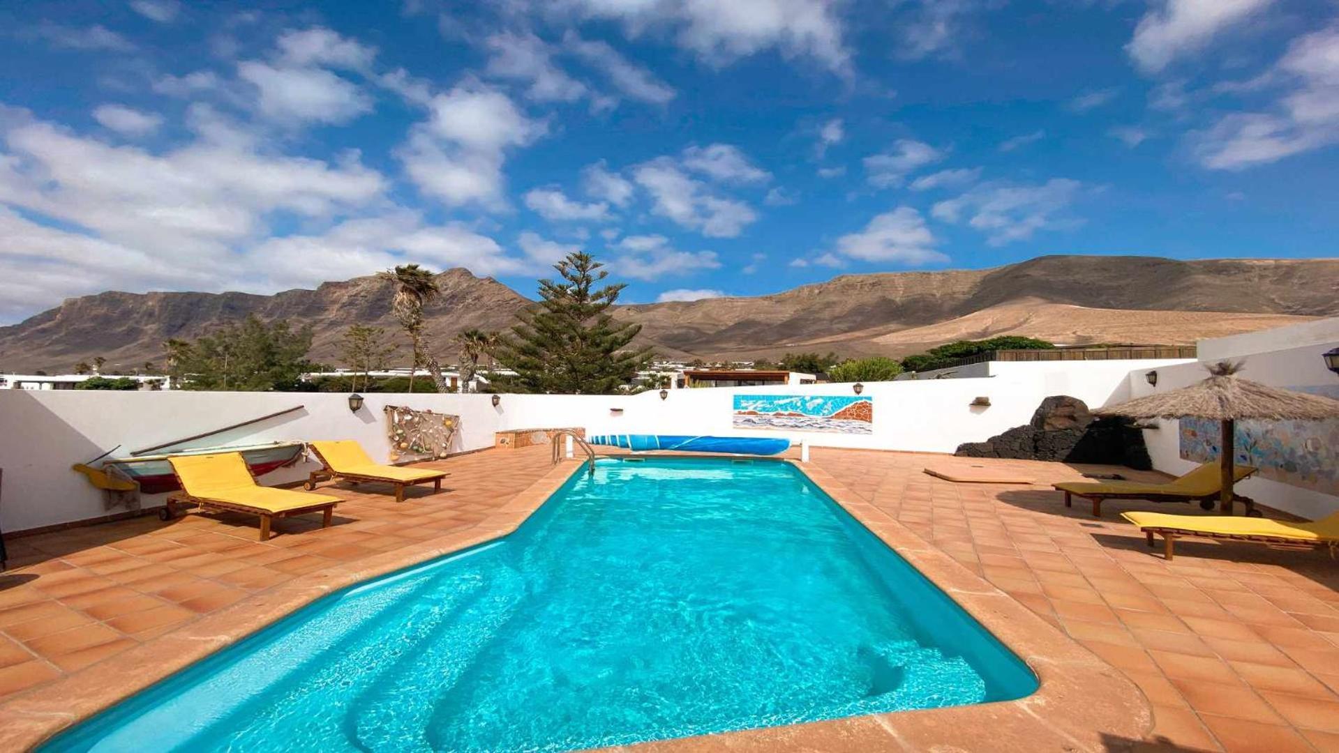 Bungalow Allende Famara Con Piscina Privada Y Ac 외부 사진